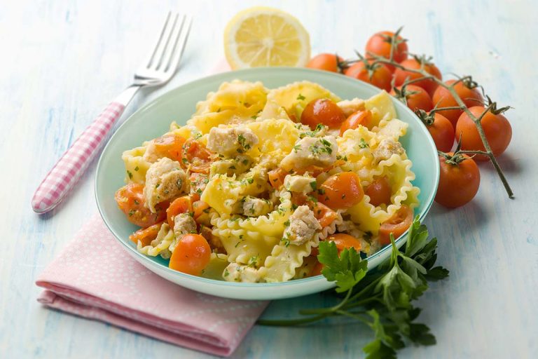 Pasta Riccia Rustichella d&rsquo;Abruzzo con Pesce spada e Pomodorini al profumo di Limone