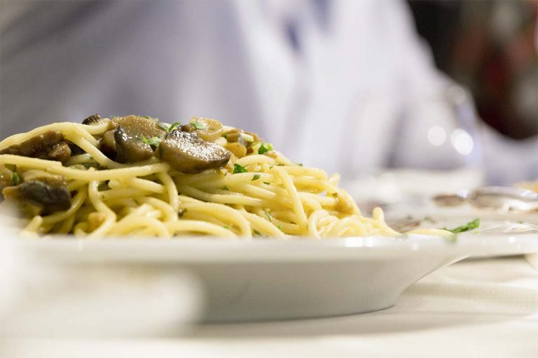 Spaghetti 90&rsquo;&rsquo; Rapida con funghi porcini al bianco d&rsquo;Abruzzo