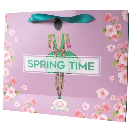 Shopper Spring Time
